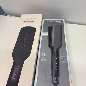 Set of 2 flat iron Straighteners in great condition.